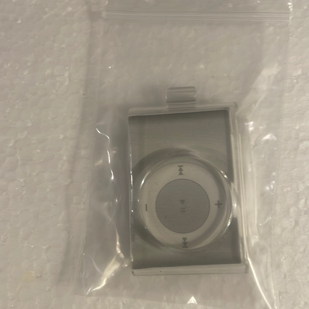 Crystal case sturdy protection for iPod shuffle MP3 player